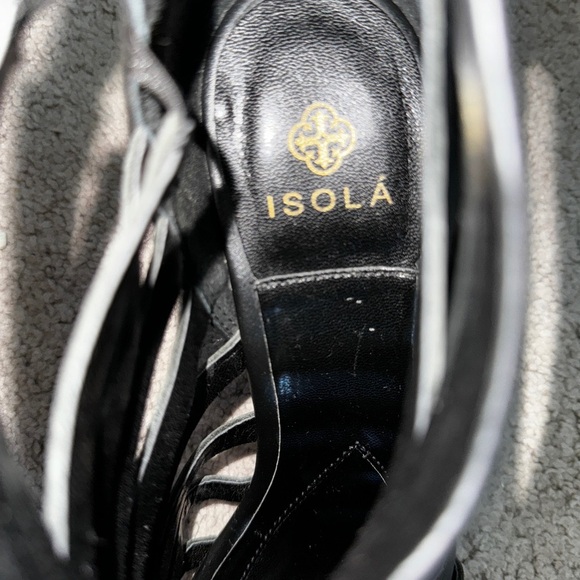 Isola size 11 Black Caged Leather Sandals with heel enclosure zippers. - Picture 9 of 15